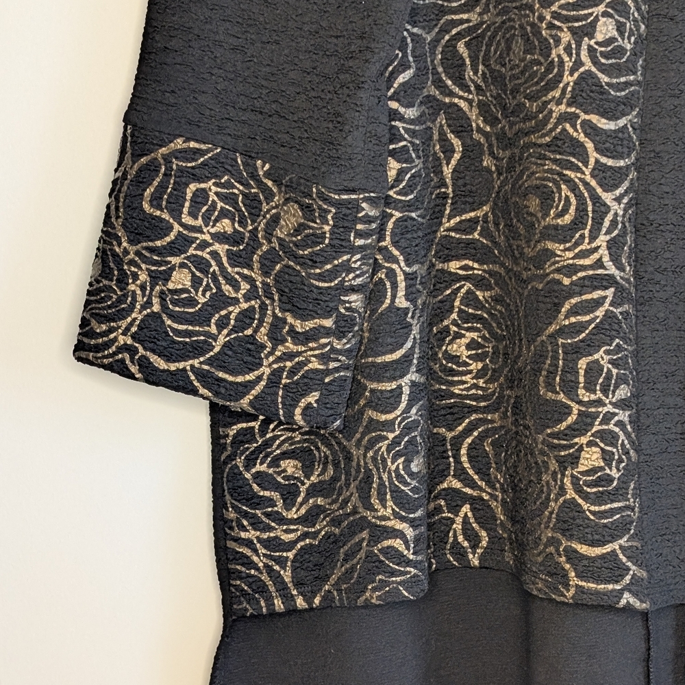 IC by Connie K Gold Rose Foil Tunic 2X Black Crinkle Asymmetric Zip Lagenlook - Picture 3 of 8